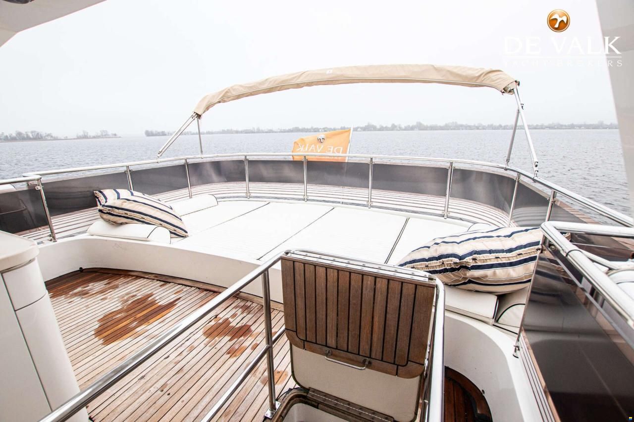 Van der Valk Explorer 25M
