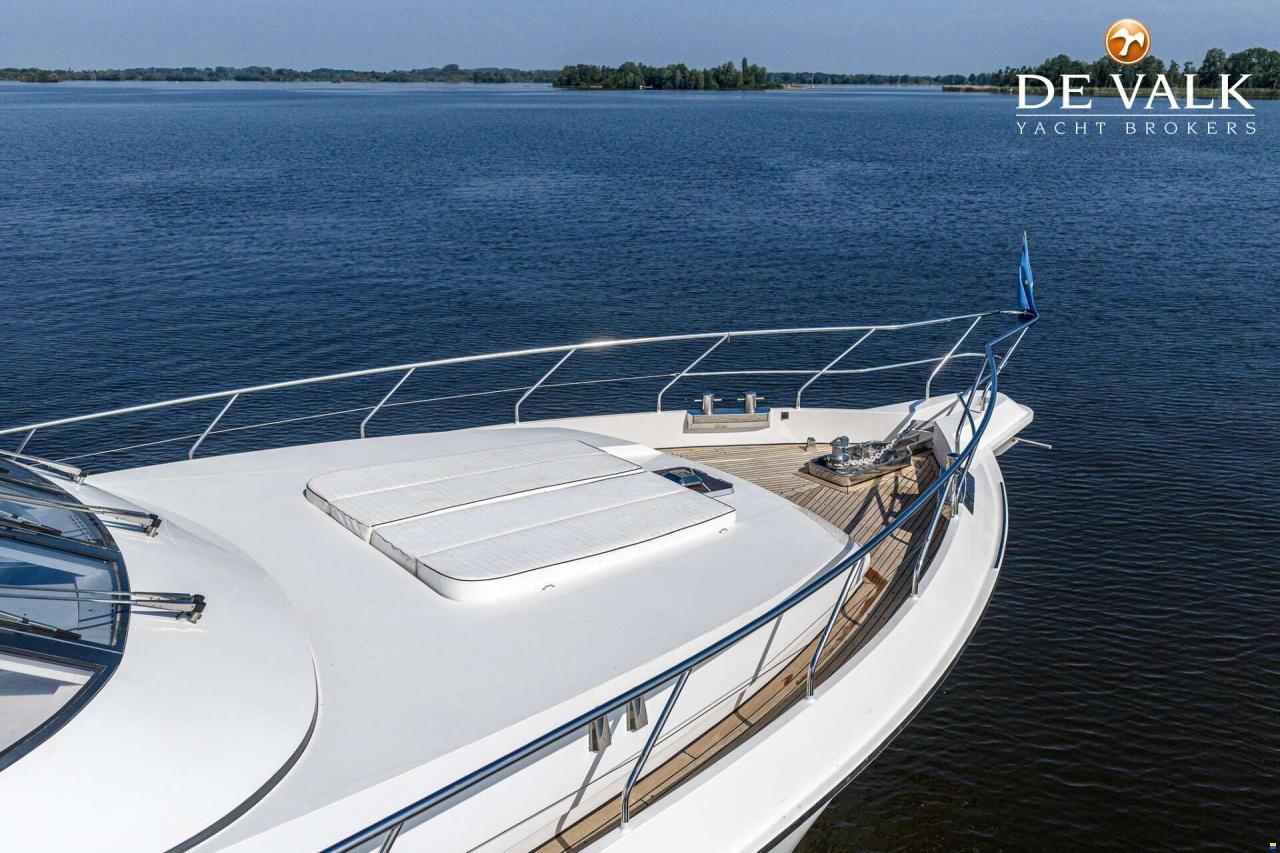 Van der Valk Explorer 25M