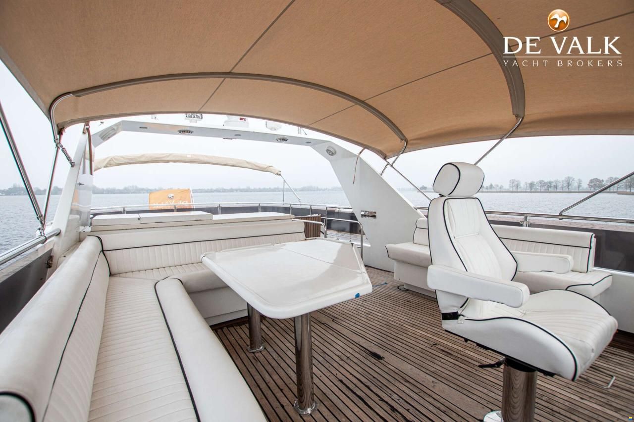 Van der Valk Explorer 25M