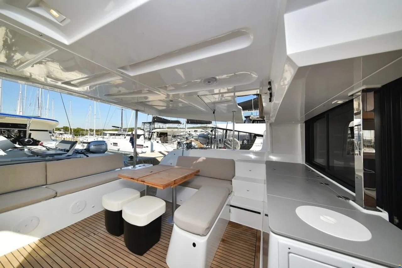 Lagoon 46