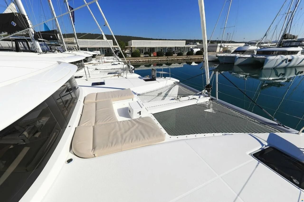Lagoon 46