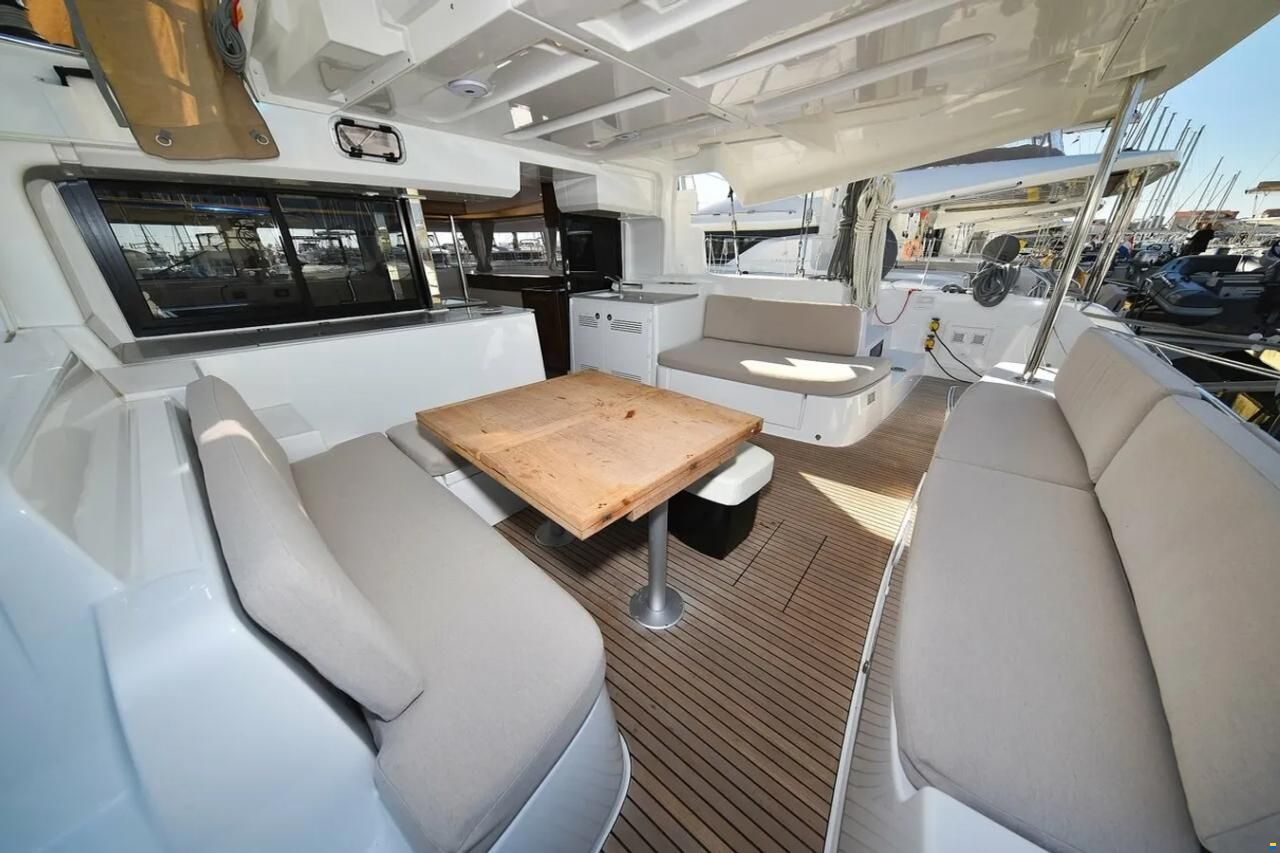 Lagoon 46