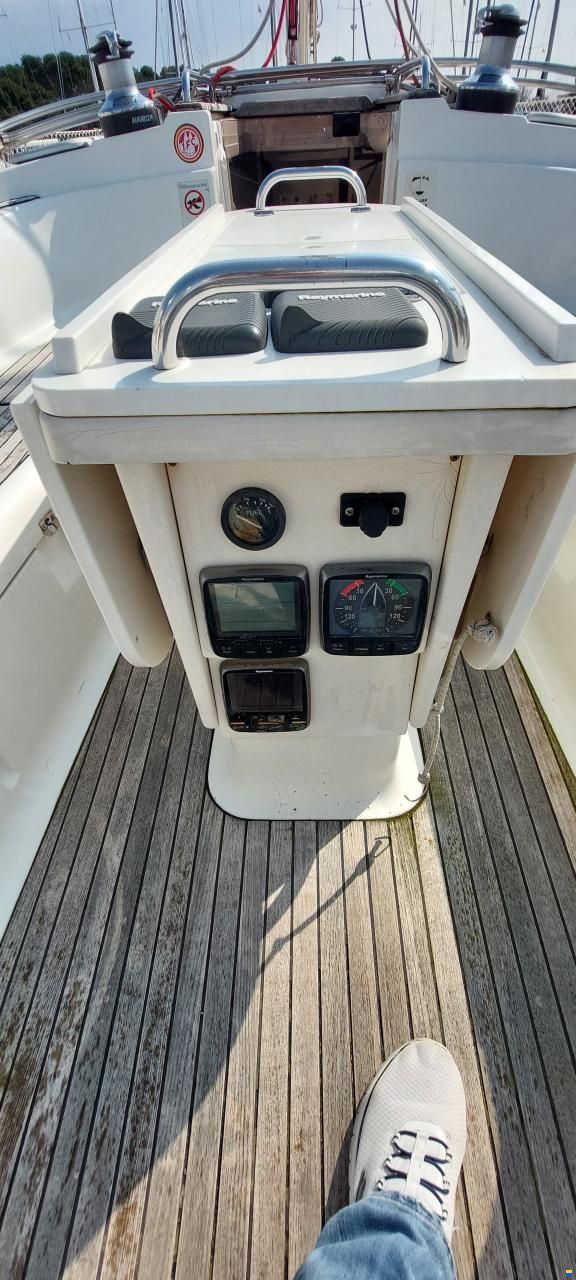 Bavaria 49