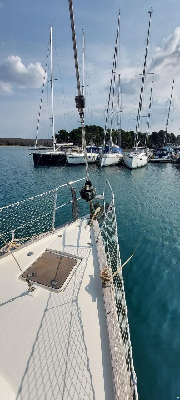 Bavaria 49