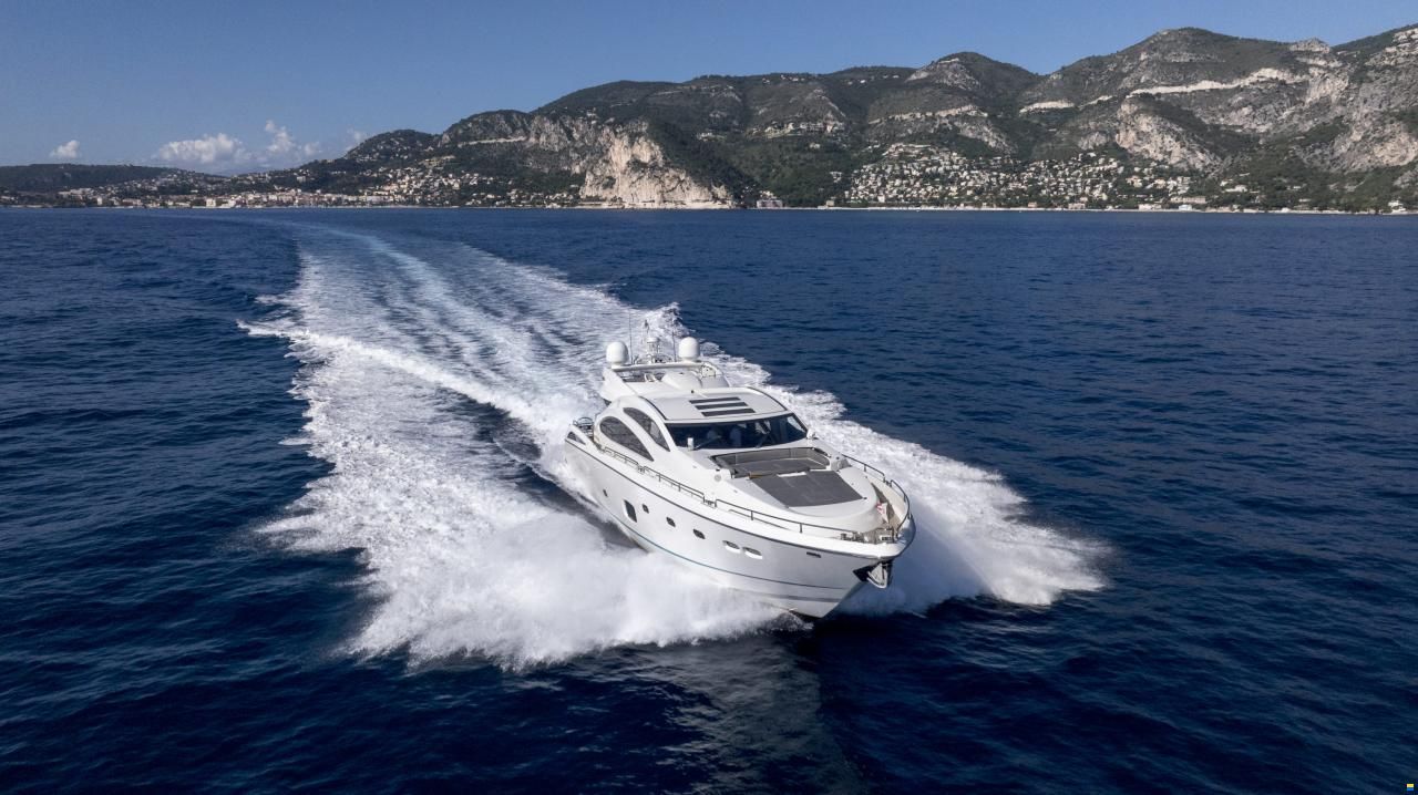 Sunseeker Predator 84