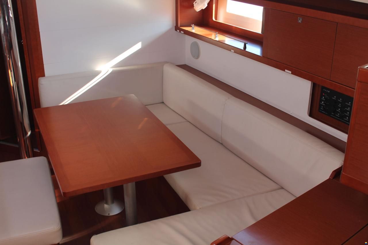 Beneteau OCEANIS 45