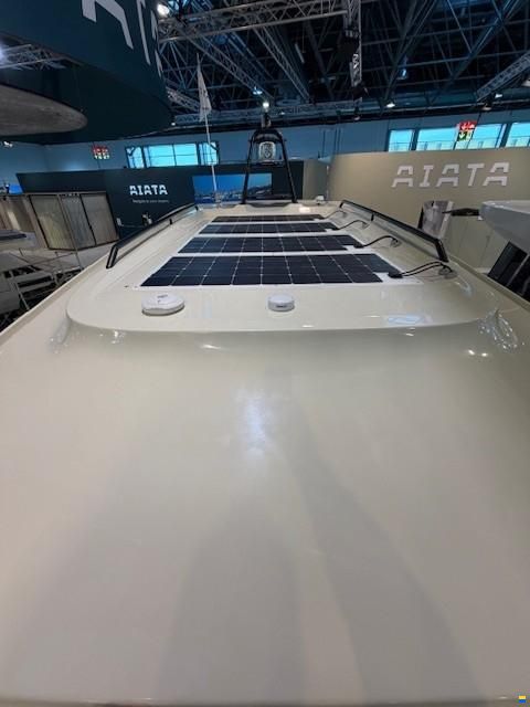 Aiata Wayfinder 38 Cabin
