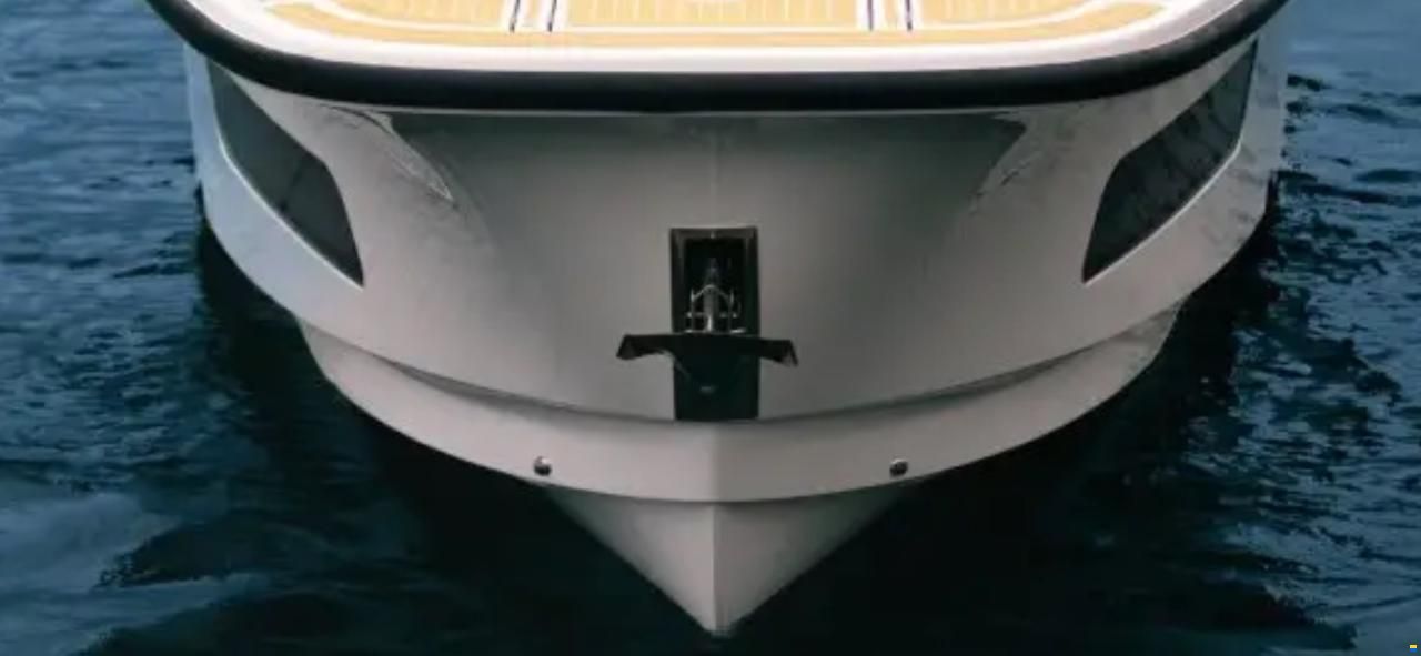 Aiata Wayfinder 38 Cabin