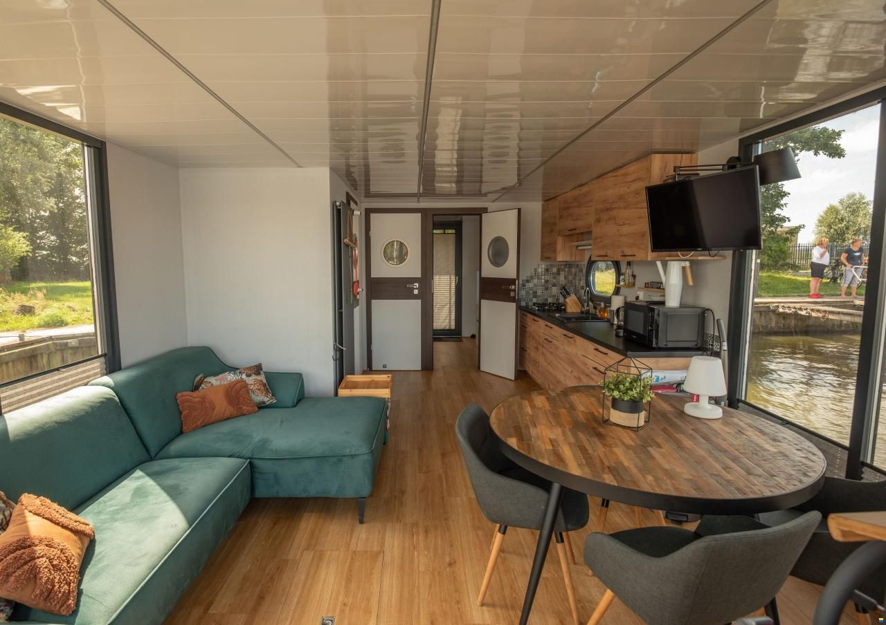 Campi 400 Houseboat Met Ligplaats , Eige