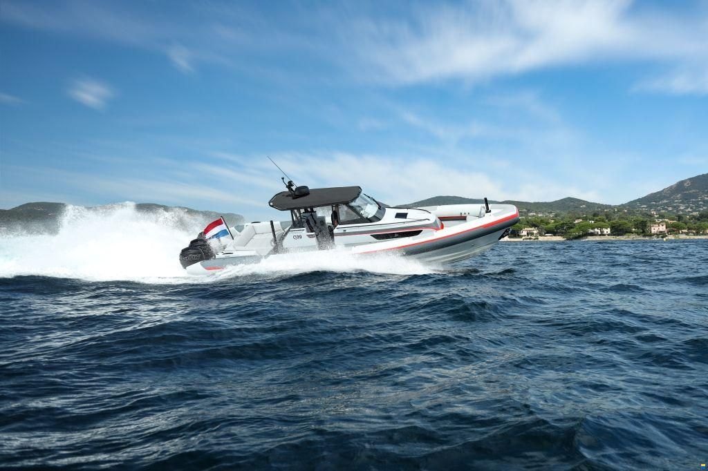 Qnautic 39