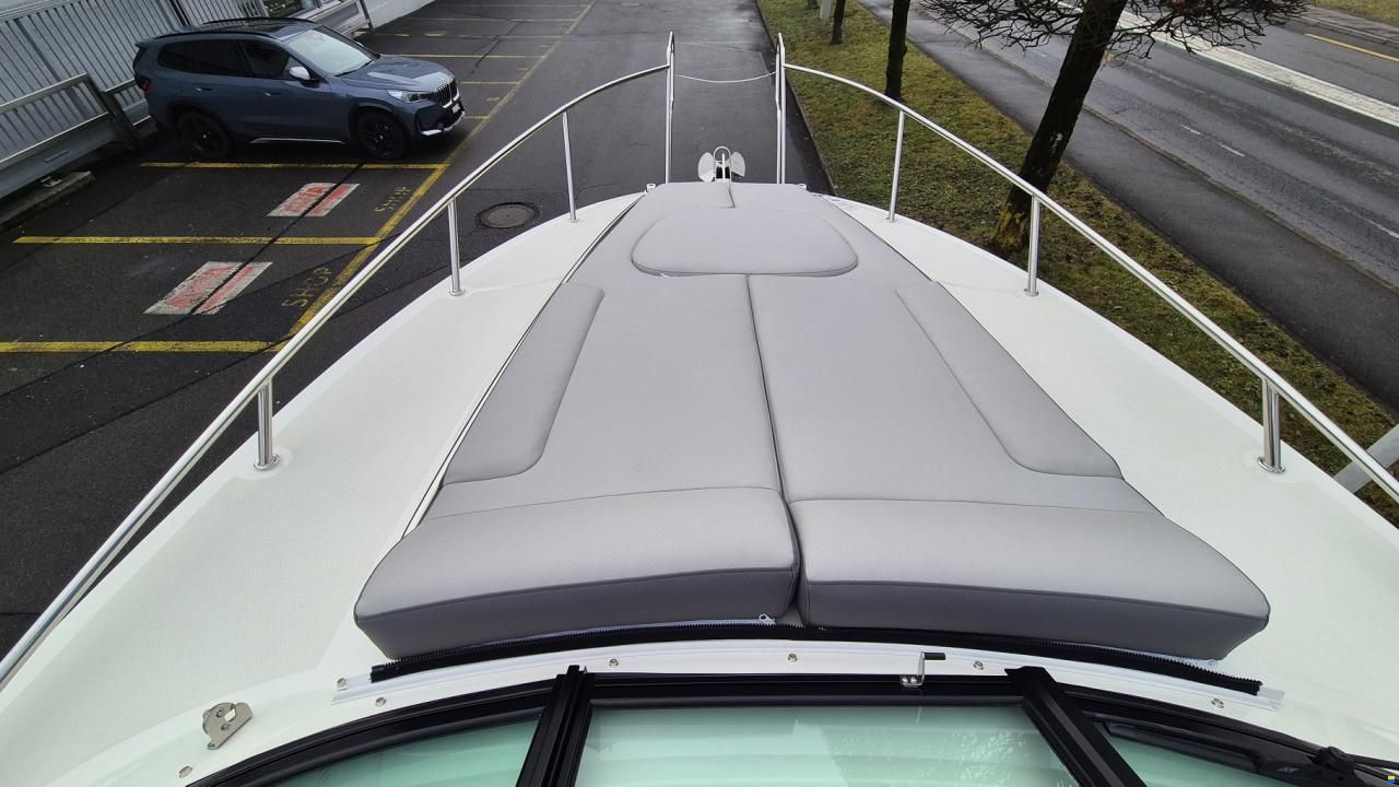 Sea Ray Sundancer 265 Europe