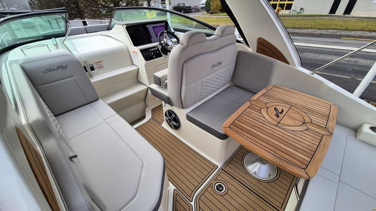 Sea Ray Sundancer 265 Europe