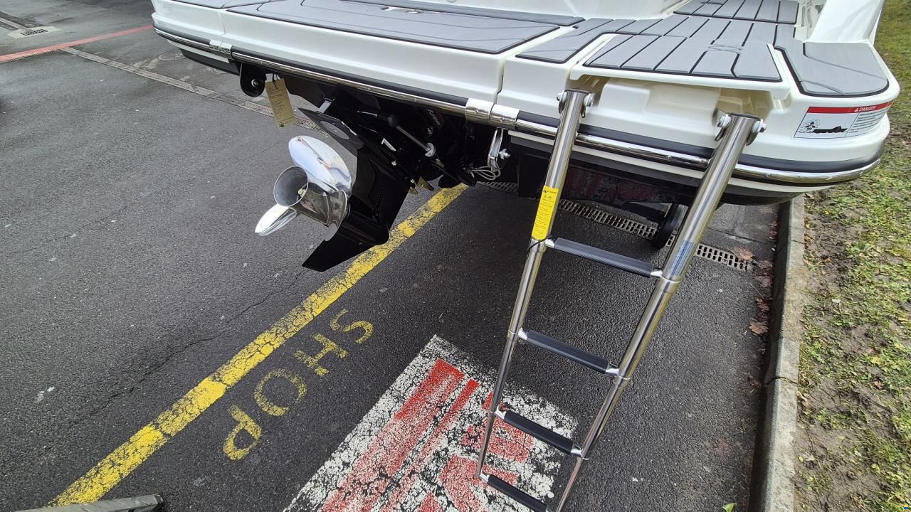 Sea Ray SPX 190 R Europe