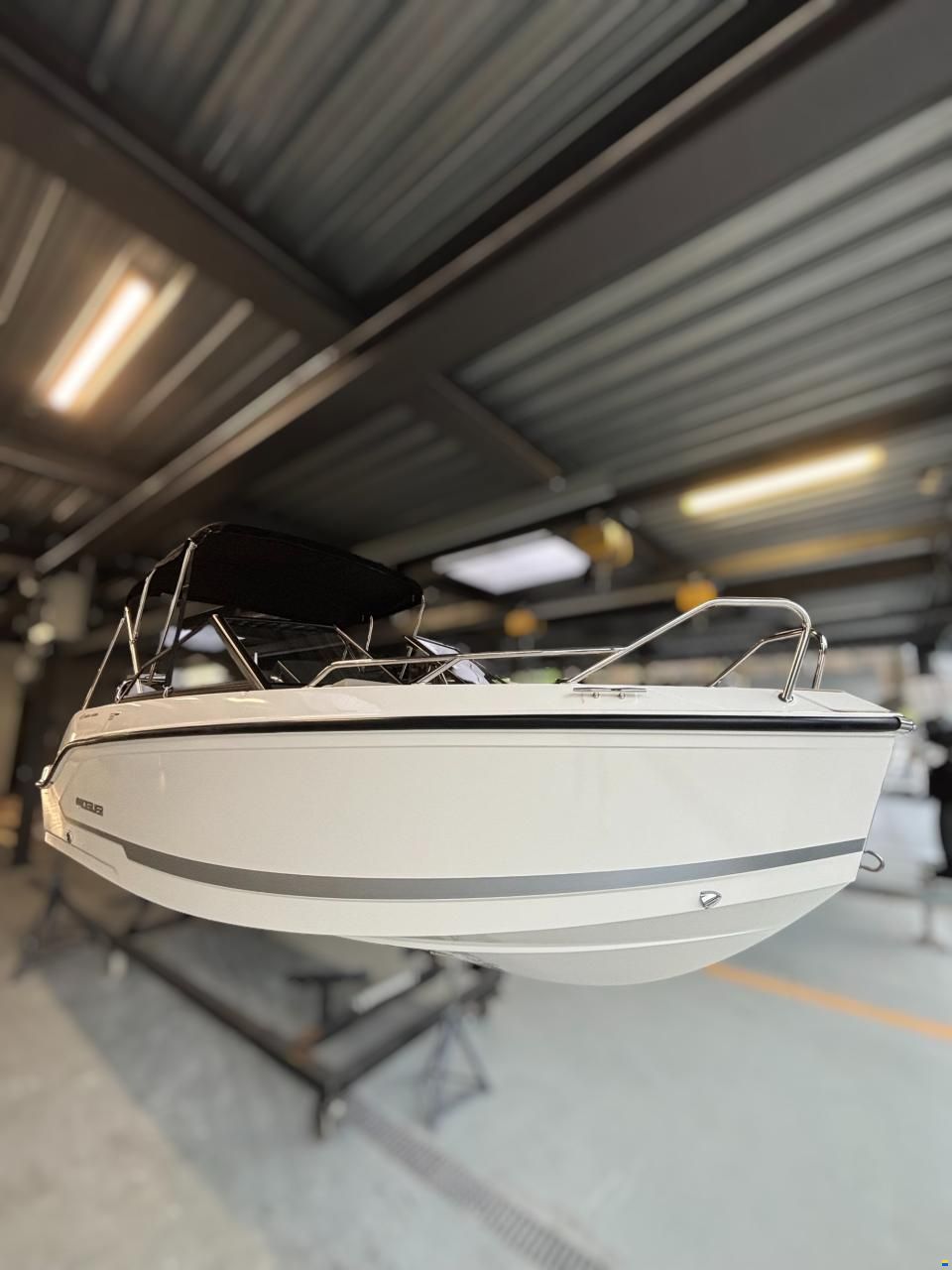 Quicksilver 555 Bowrider