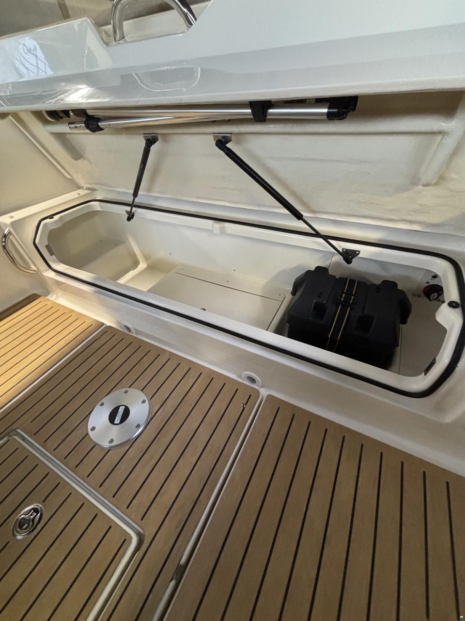 Quicksilver 555 Bowrider