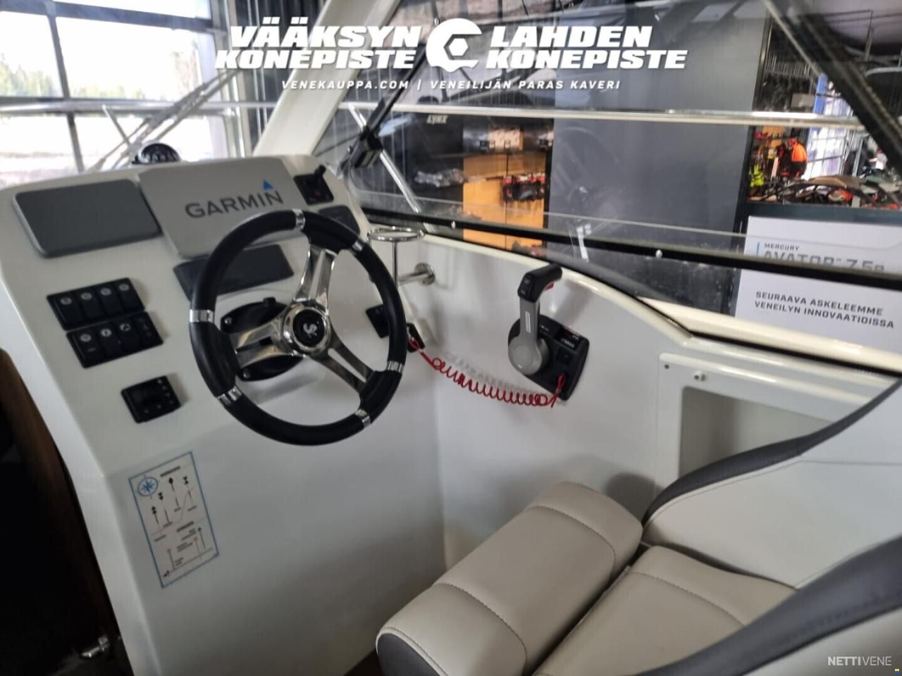 Beneteau Antares 8