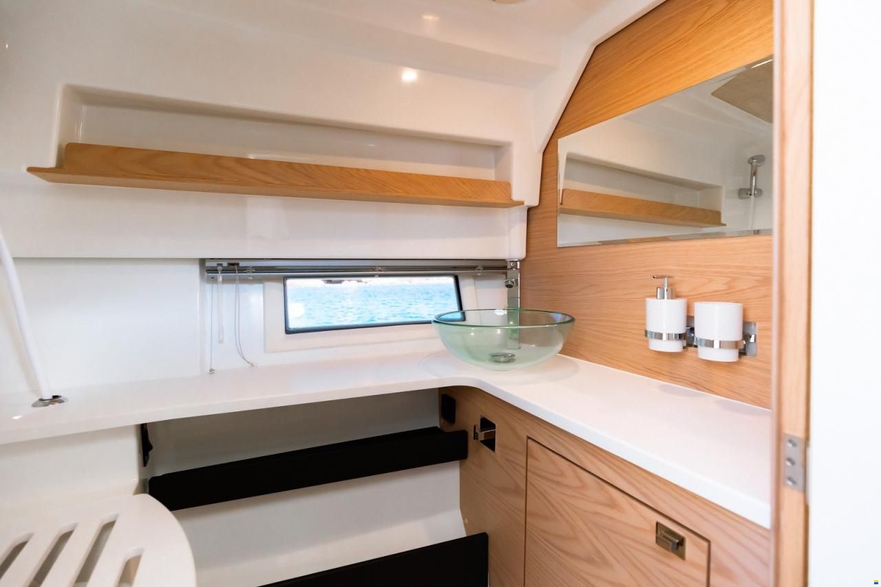Quarken 35 Grand Tourer