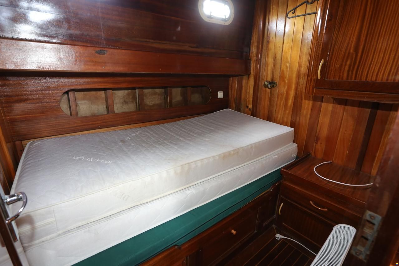 &Ouml;zmarmarine Custom Wooden Yacht