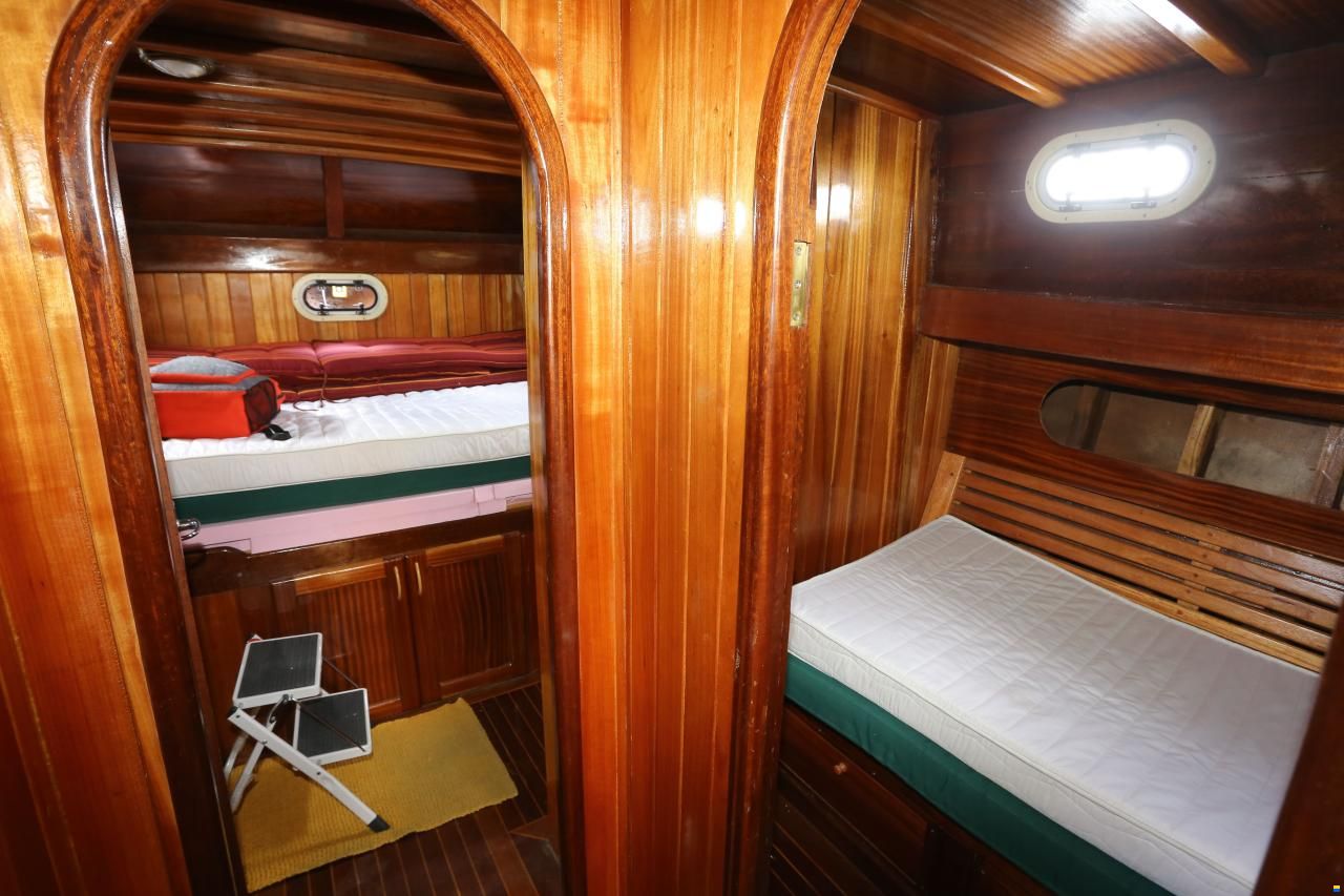 &Ouml;zmarmarine Custom Wooden Yacht