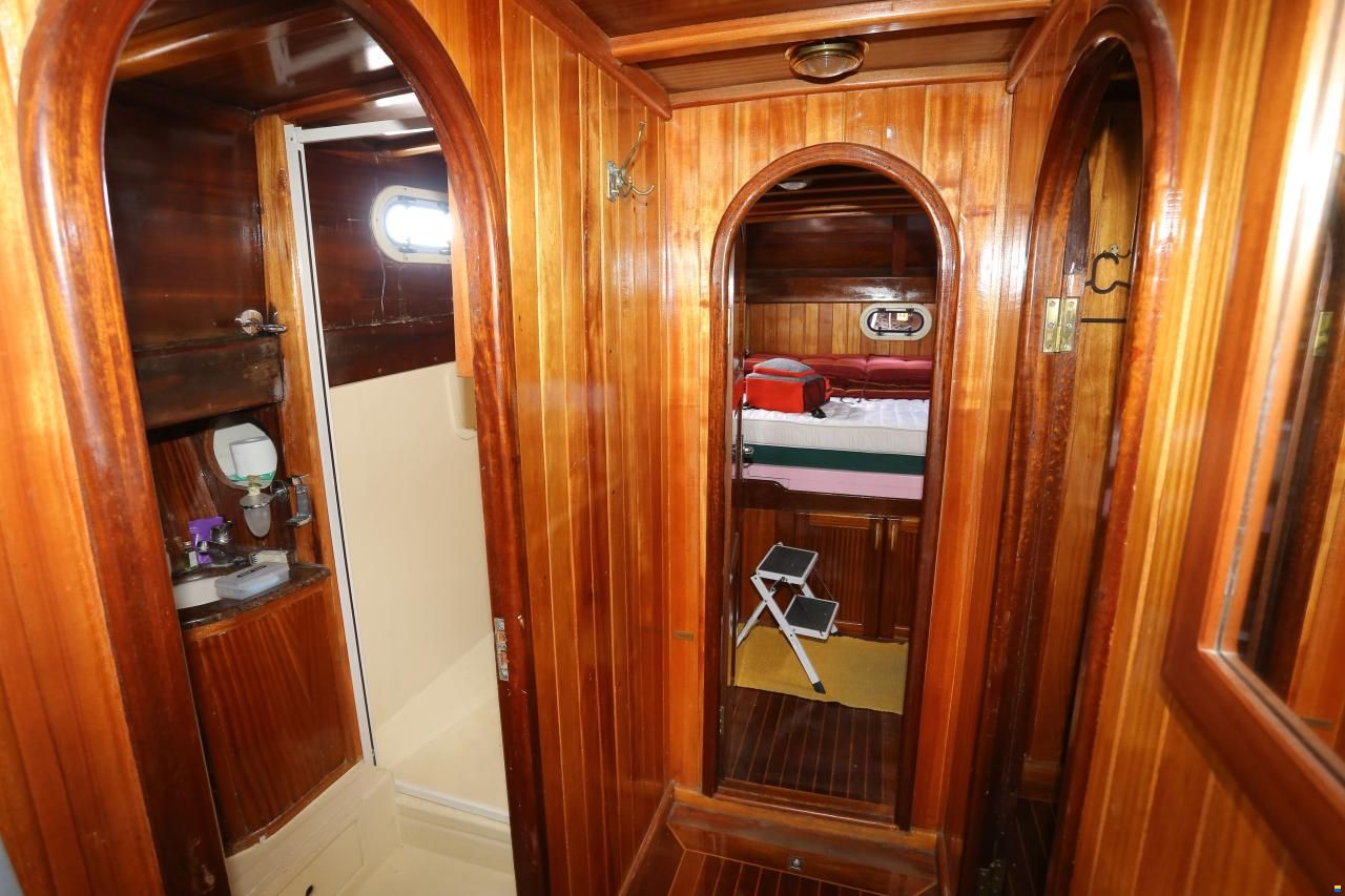 &Ouml;zmarmarine Custom Wooden Yacht