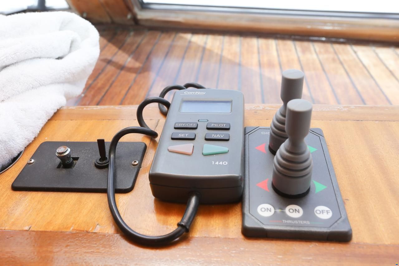 &Ouml;zmarmarine Custom Wooden Yacht