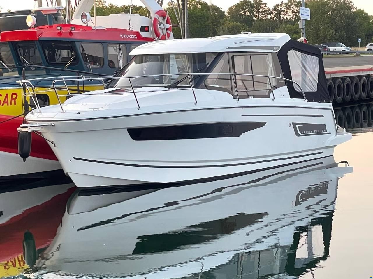 Jeanneau Merry Fisher 895