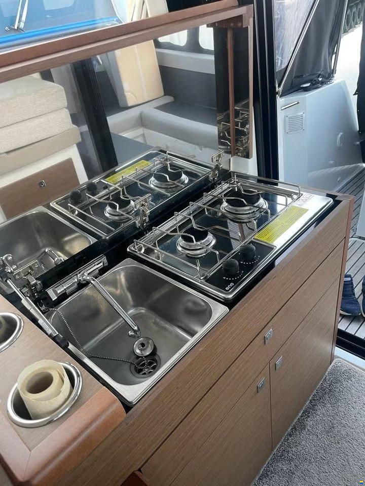 Jeanneau Merry Fisher 895