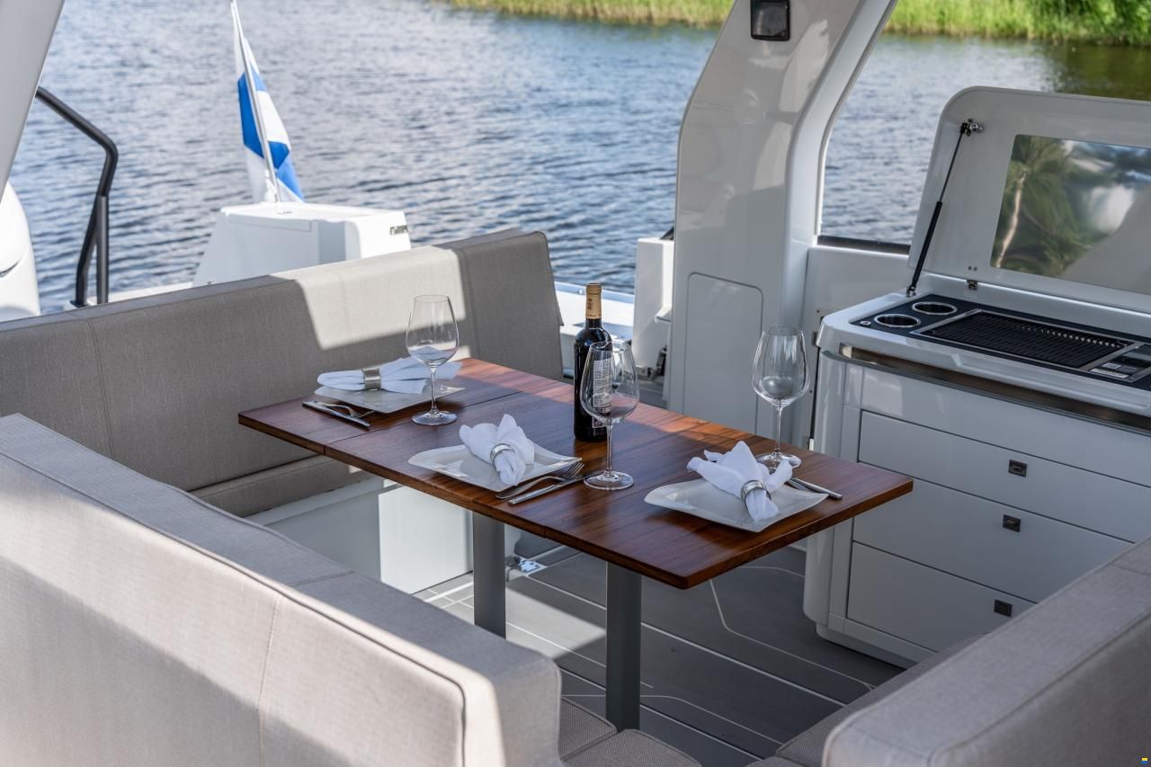 Quarken 35 Sport Tourer