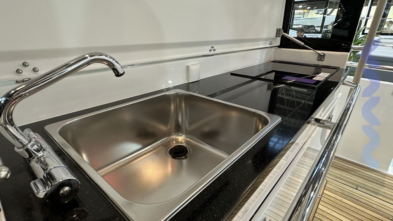 Nimbus TENDER 12