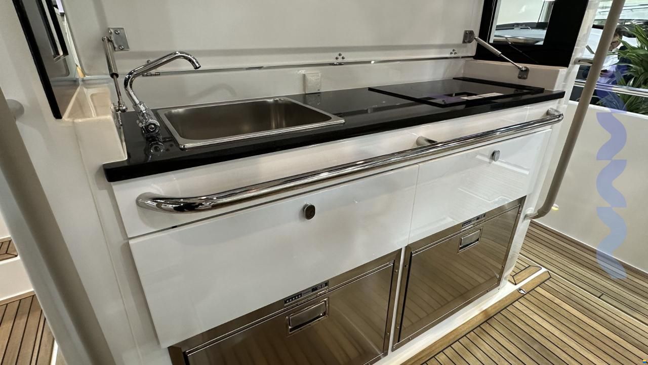 Nimbus TENDER 12