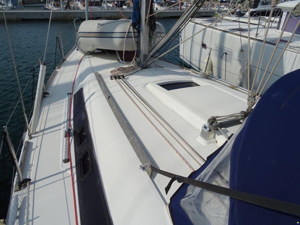 Beneteau Oceanis 37