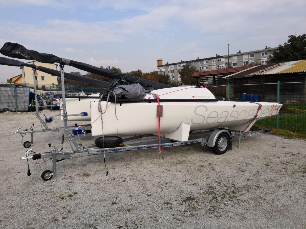 Seascape 18 / First 18 SE