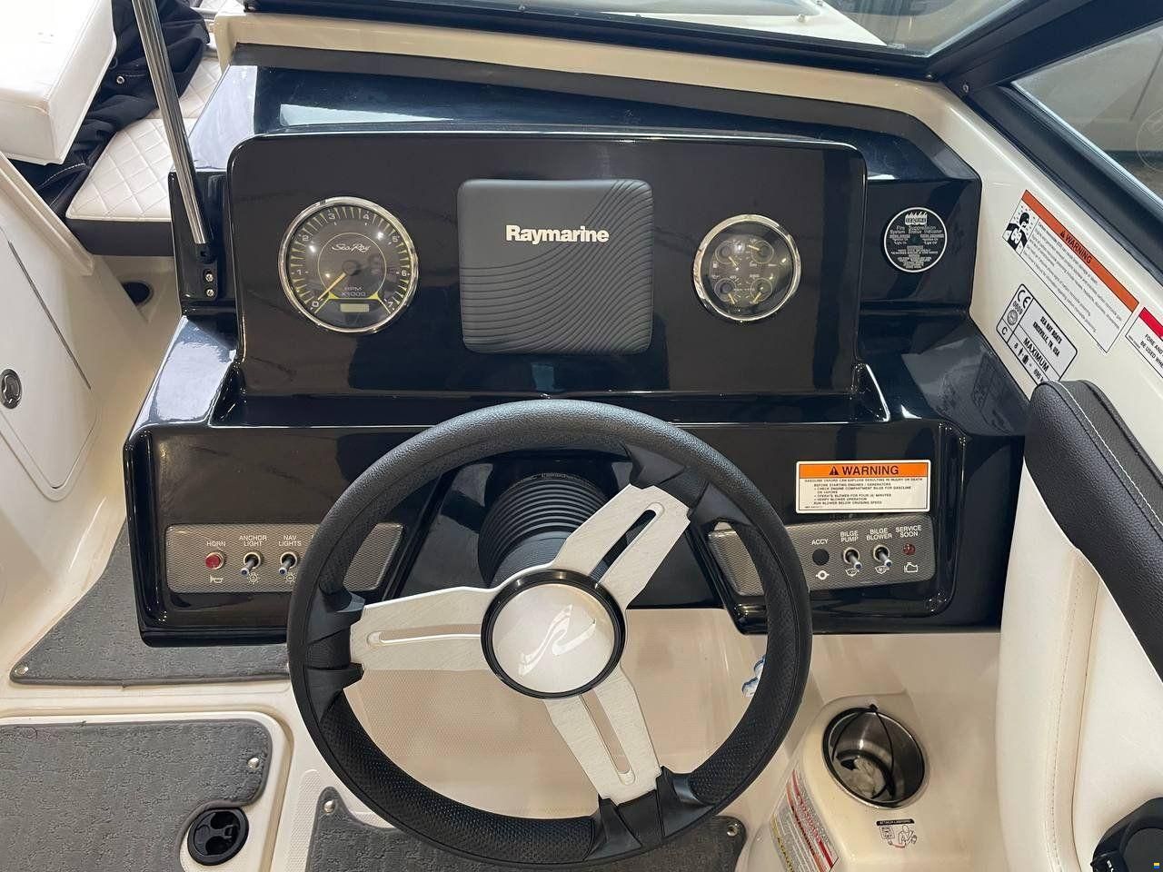 Sea Ray SPX 190 IB