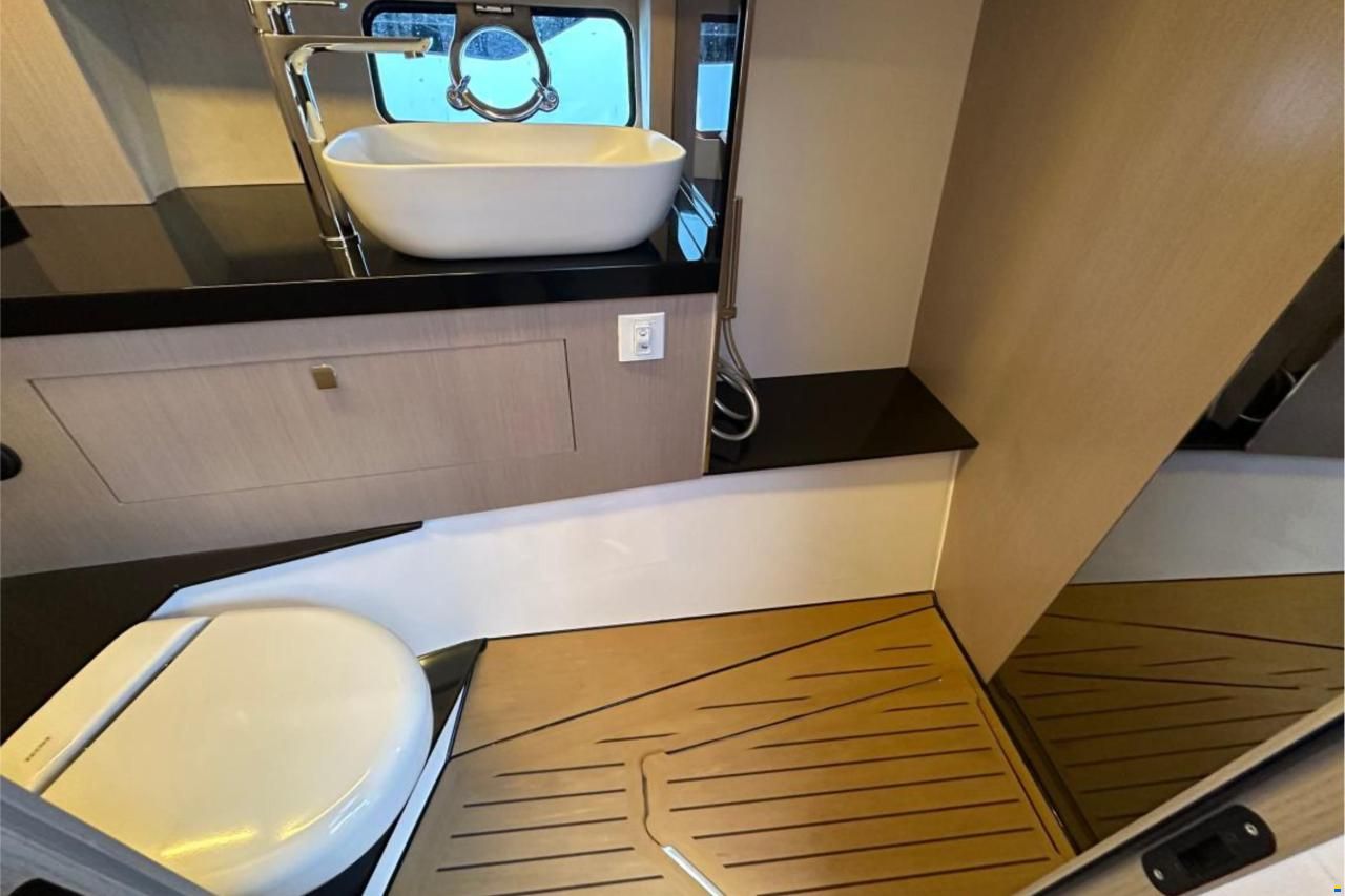 Focus Motor Yacht 3X