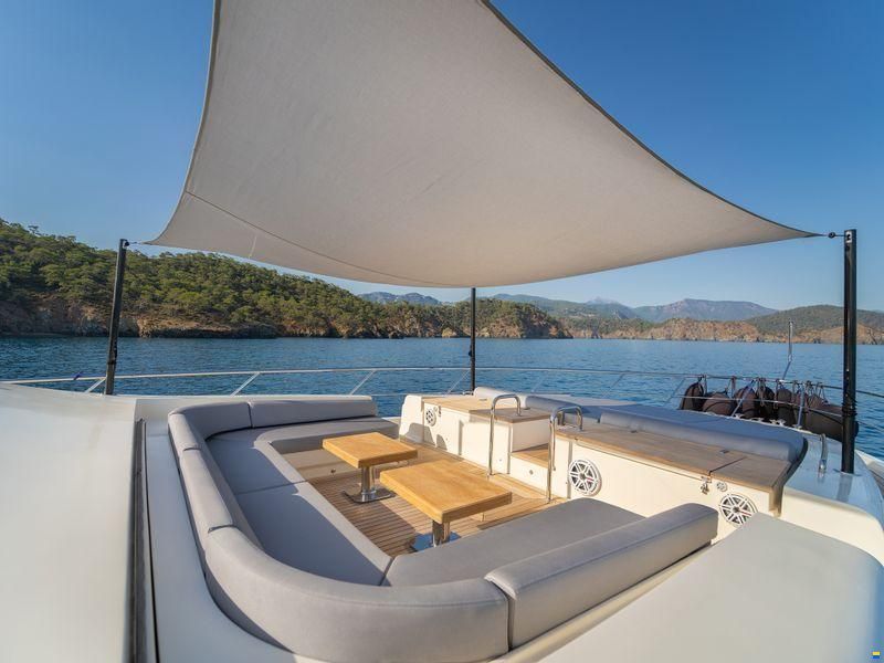 Azimut L98
