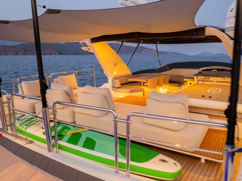 Azimut L98
