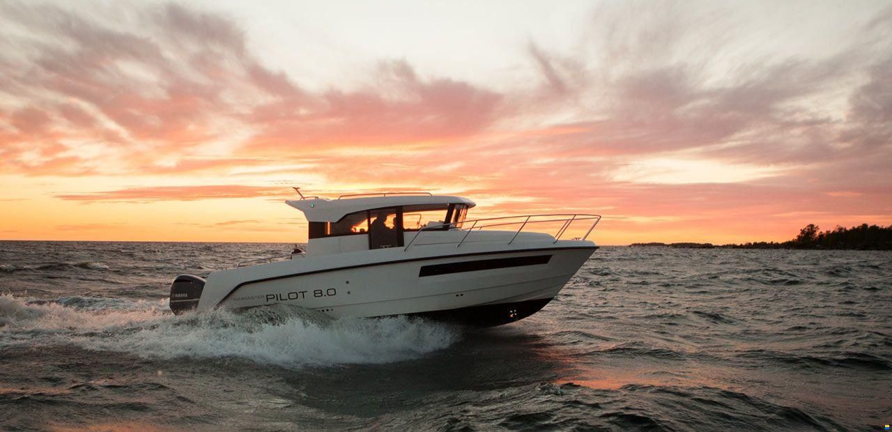 Finnmaster Pilot 8 - 2 X 150 HP Yamaha