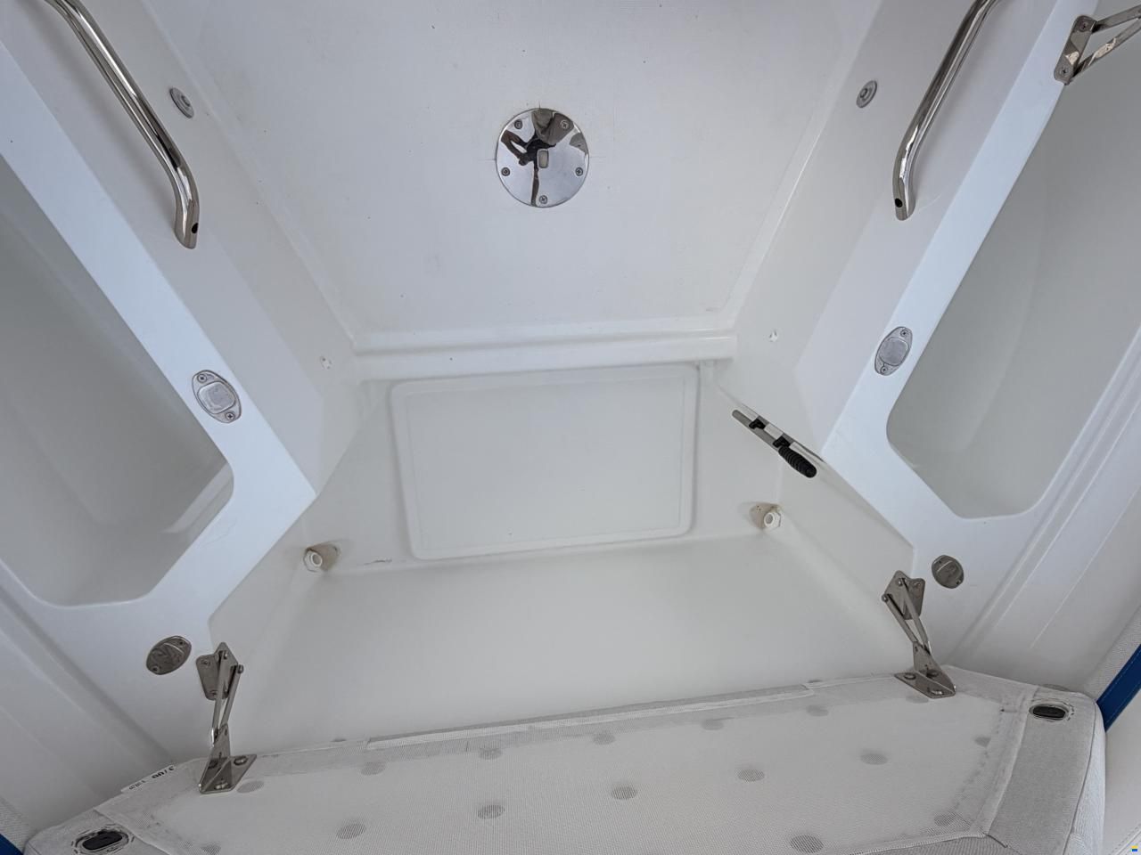 Wellcraft 28 T-TOP