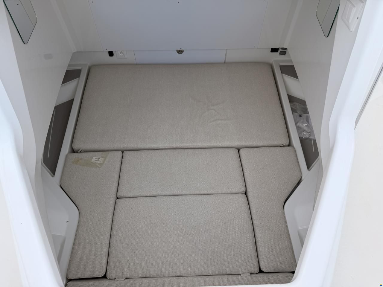 Wellcraft 28 T-TOP