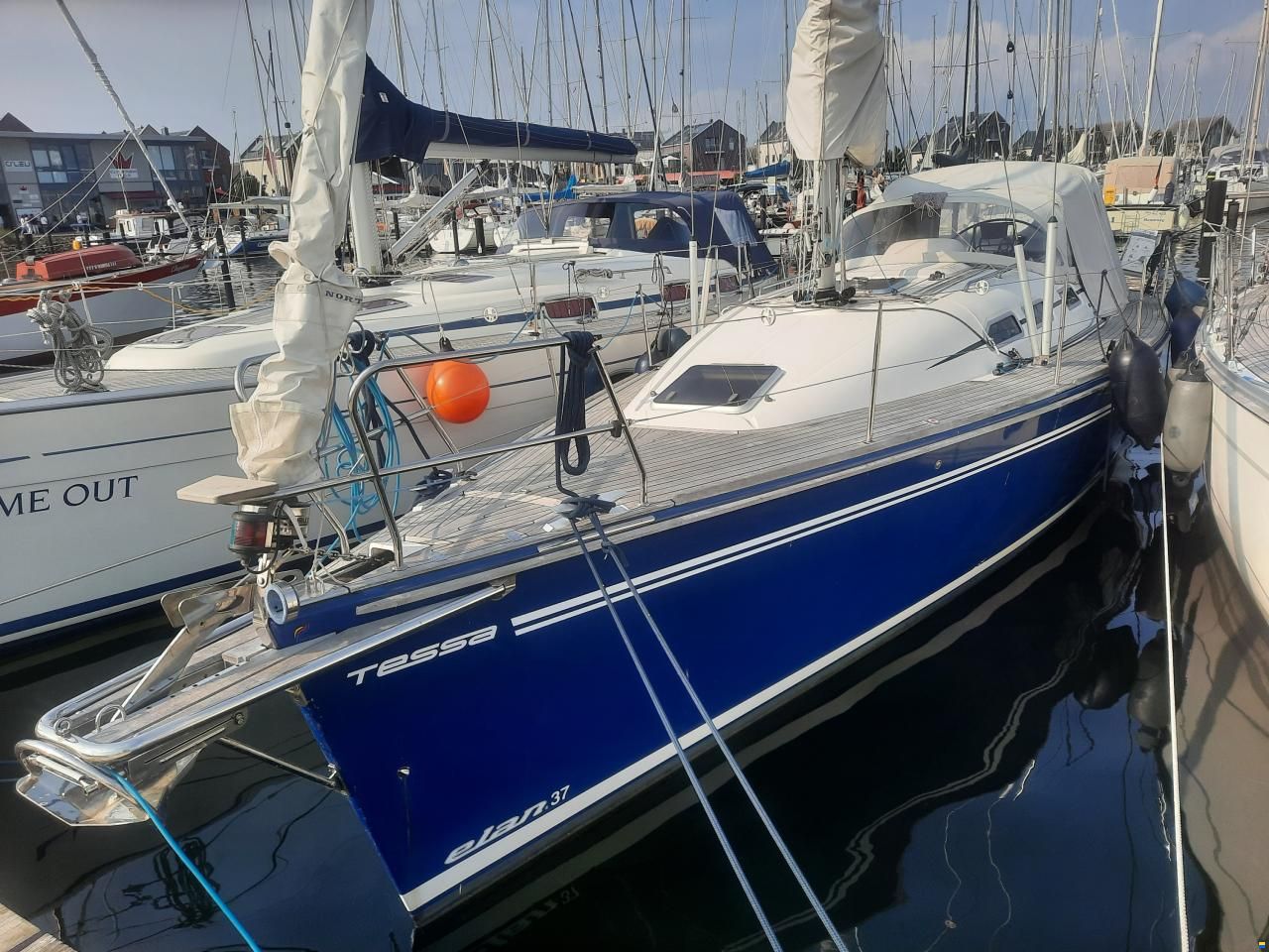 Elan 37