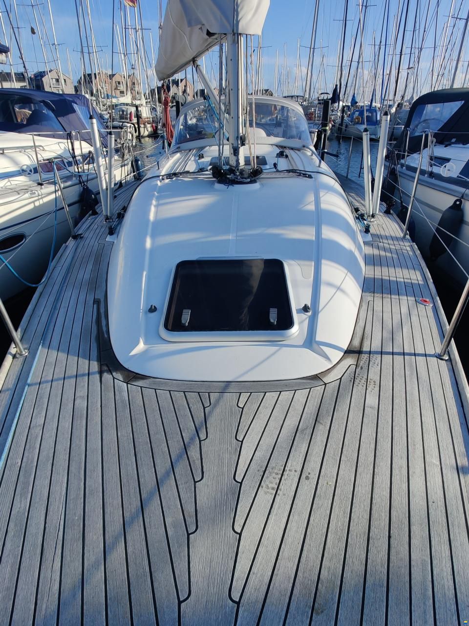Elan 37