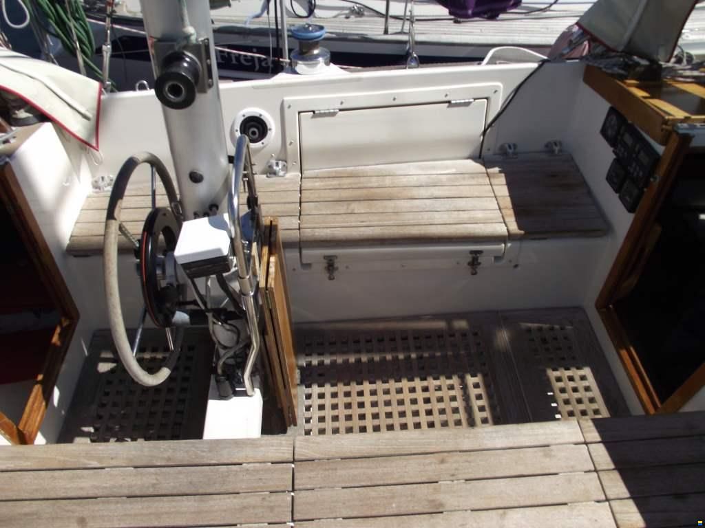 Westerly 33