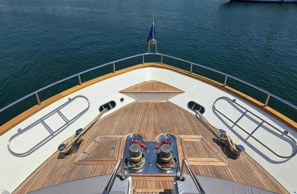 Falcon Yachts GB 102