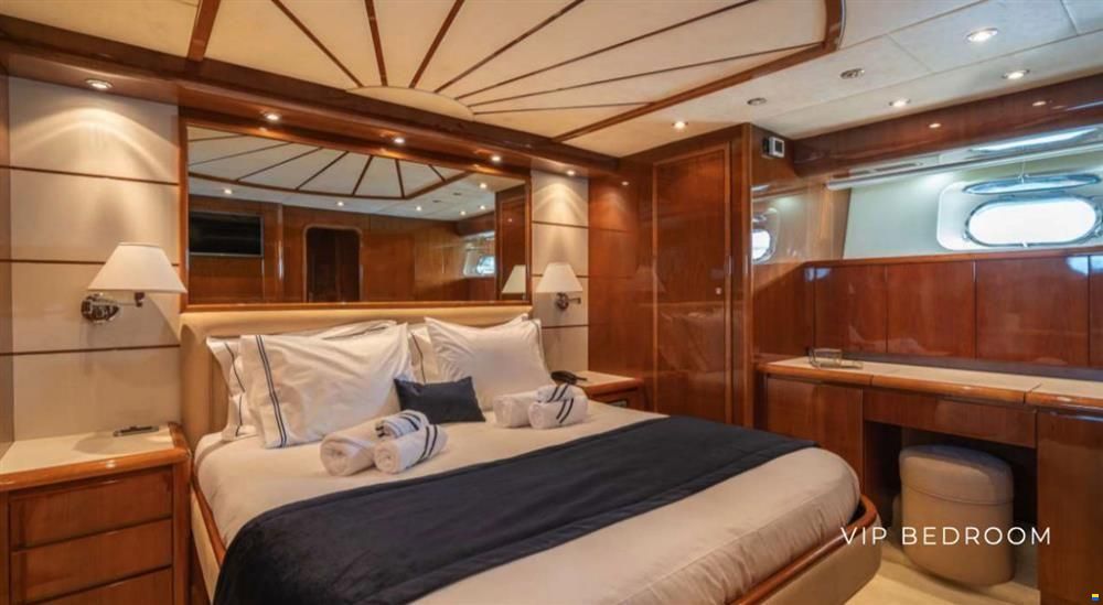 Falcon Yachts GB 86