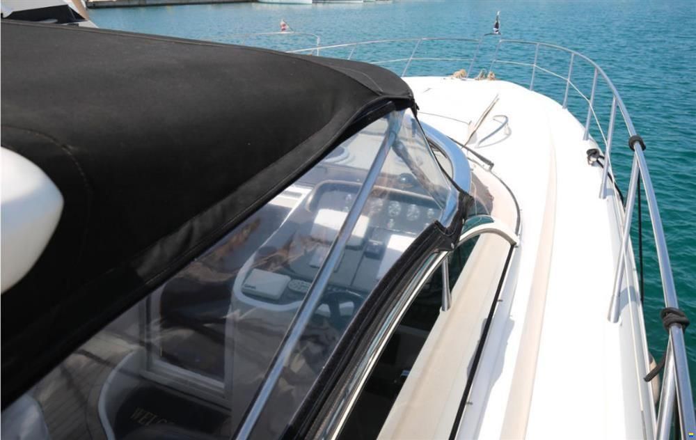 Sunseeker Camargue 53