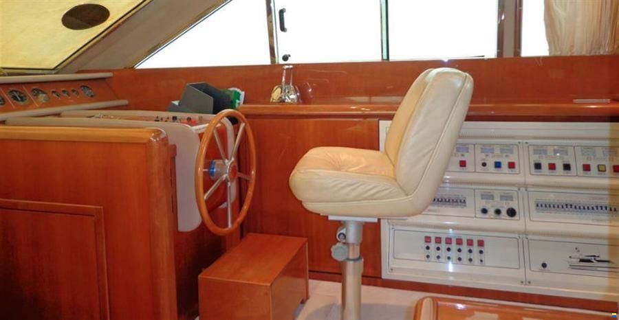Falcon Yachts GB 73