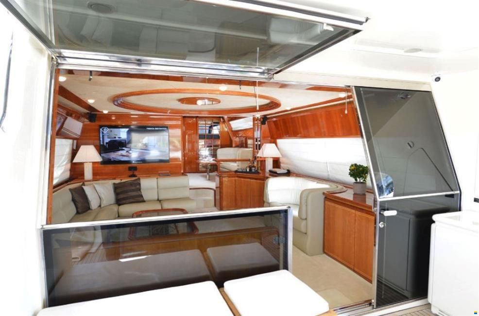 Ferretti 80