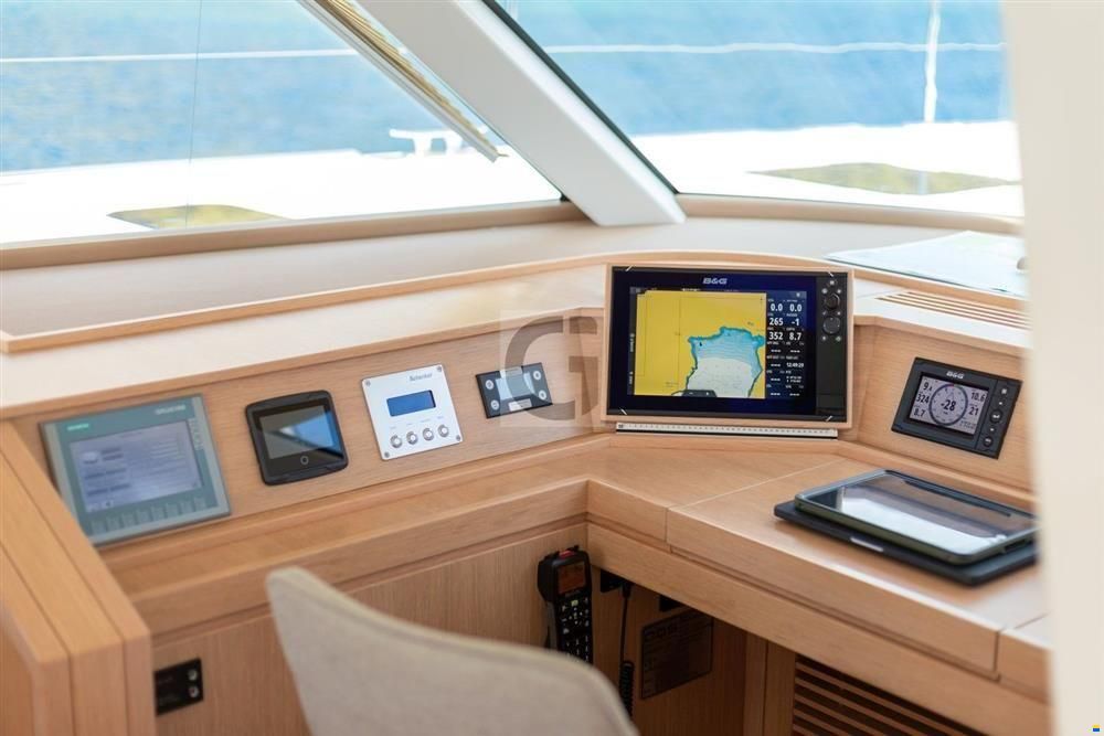 OQS Ocean Explorer 60