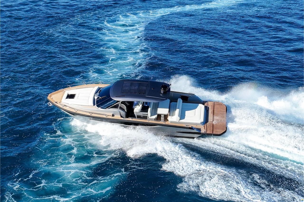 Focus Motor Yacht Forza 37