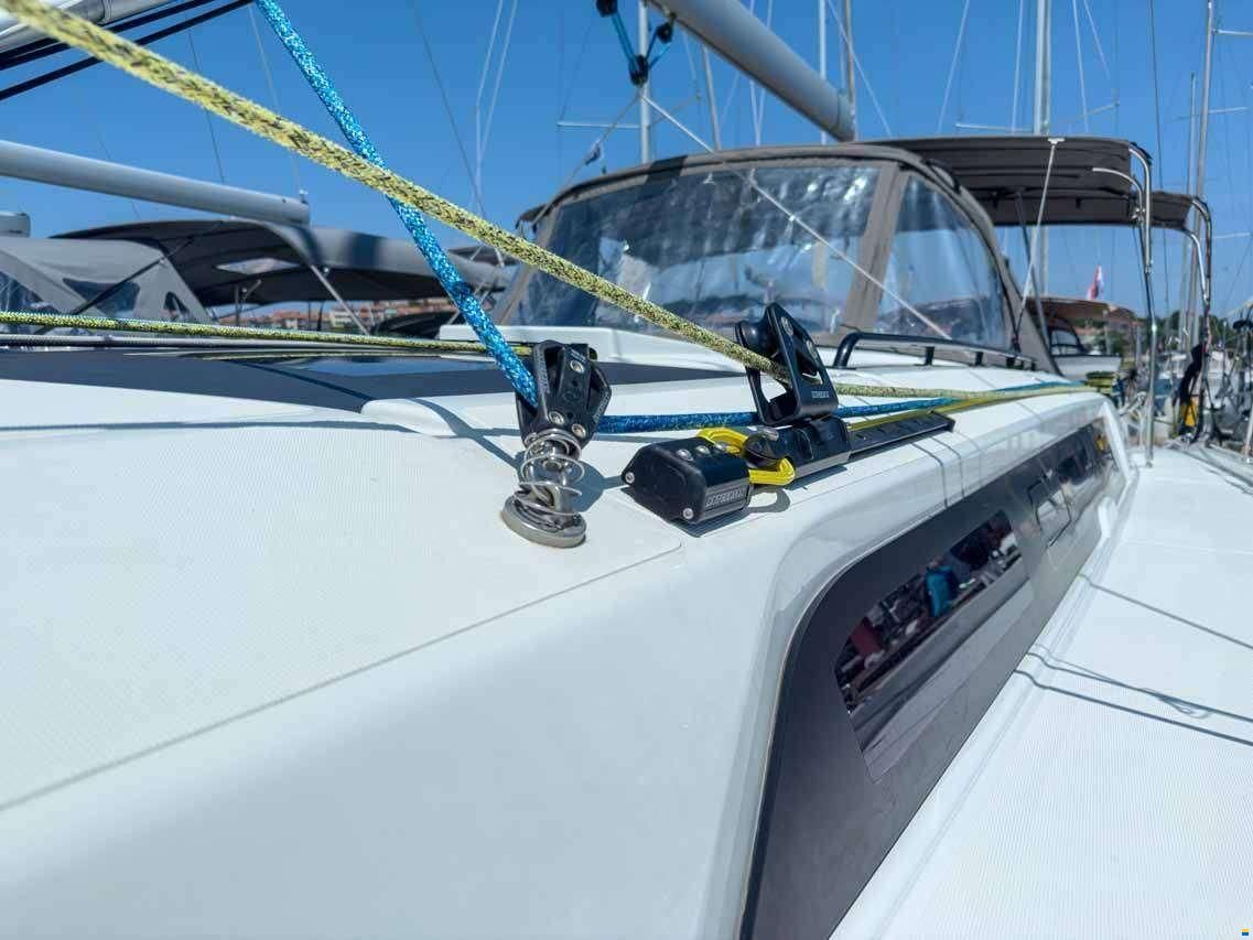 Dufour 44
